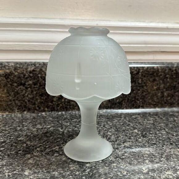 Westmoreland Other - Vtg Frosted Glass Fairy Lamp Westmoreland Candle Holder Floral Pattern & Shade